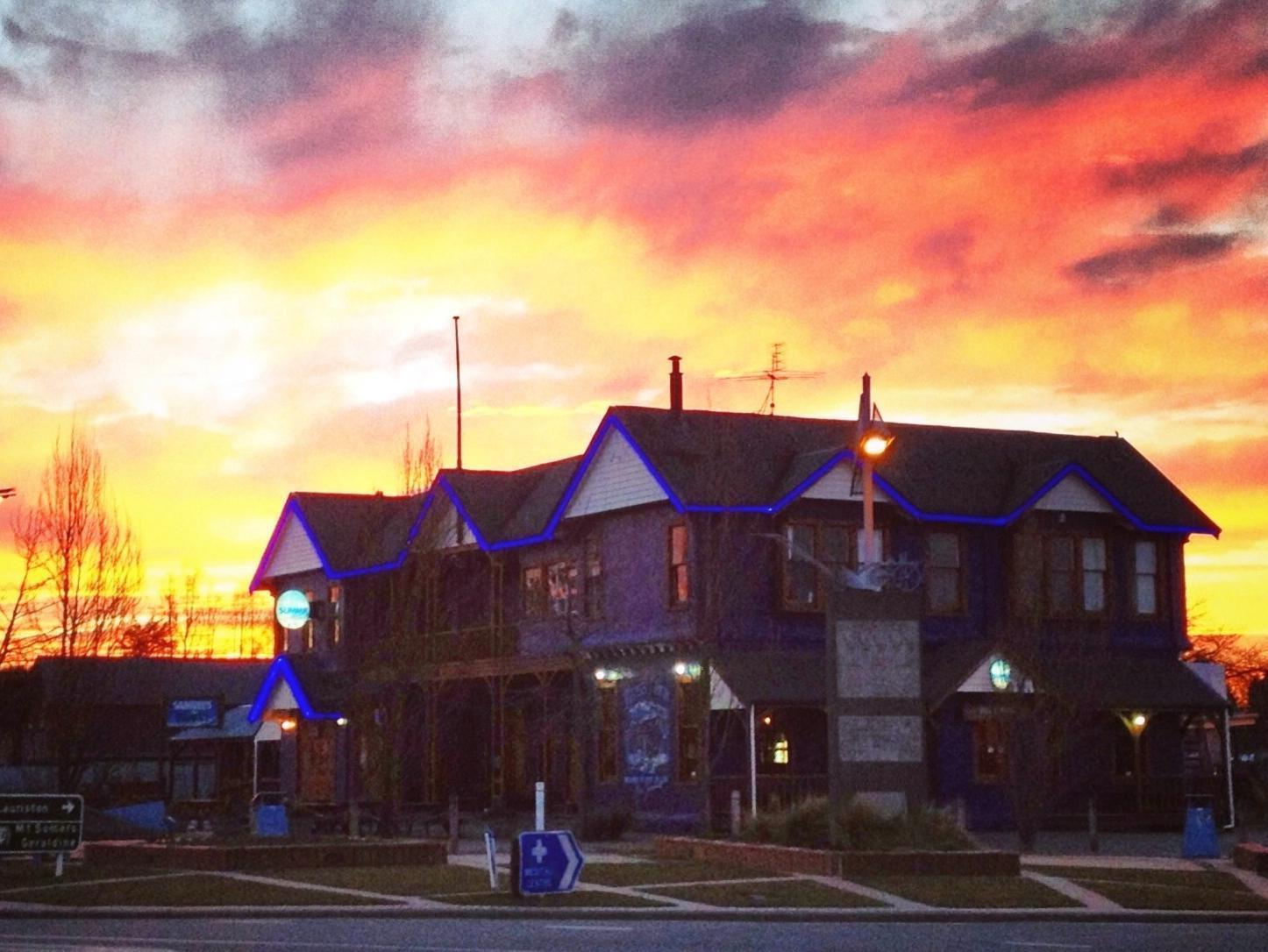 The Blue Pub Hotel Methven Exterior foto