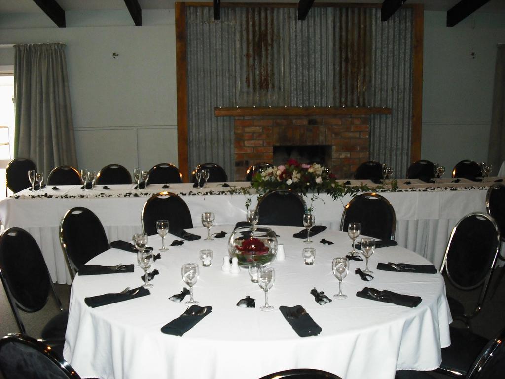 The Blue Pub Hotel Methven Exterior foto