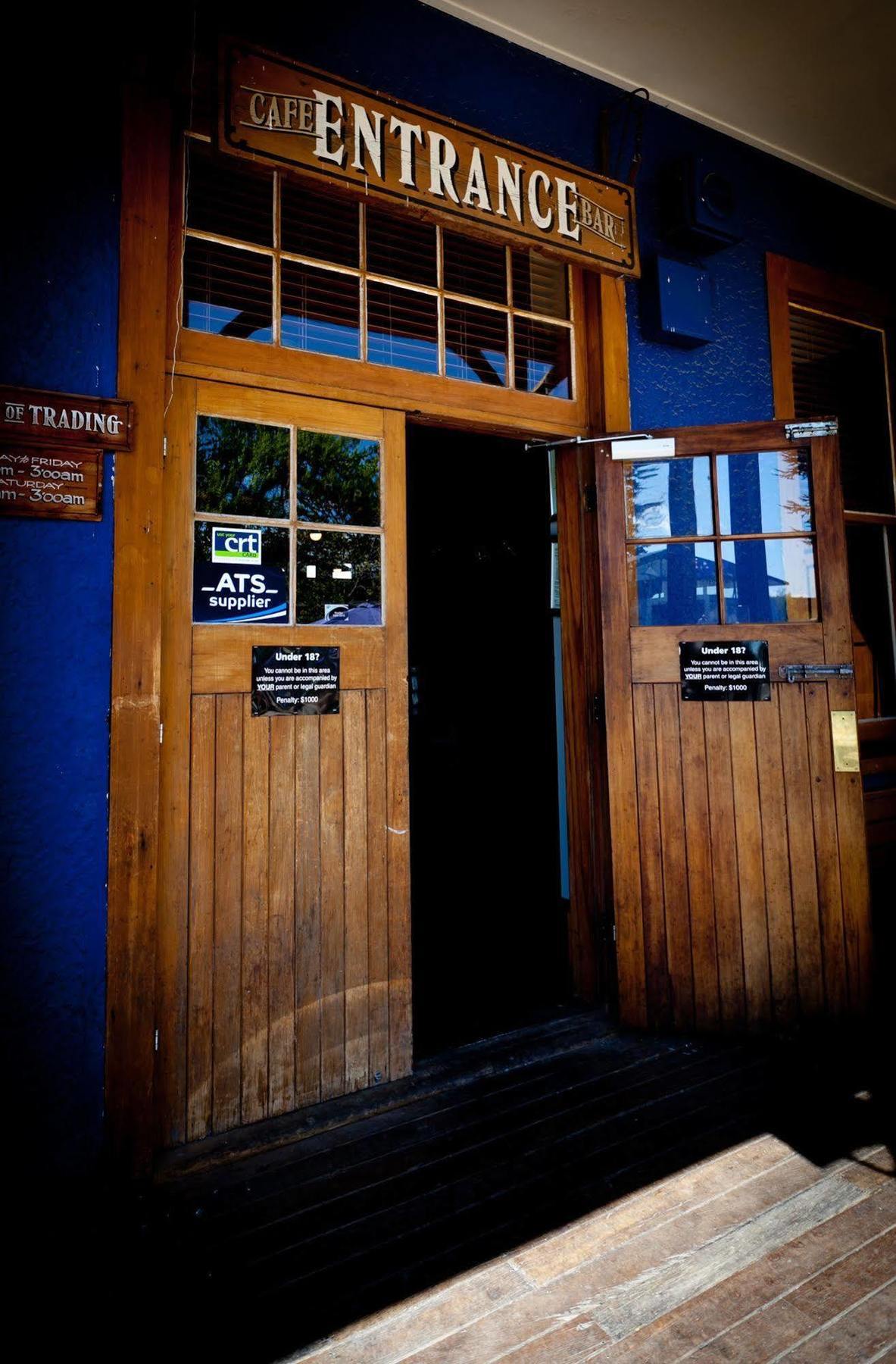 The Blue Pub Hotel Methven Exterior foto
